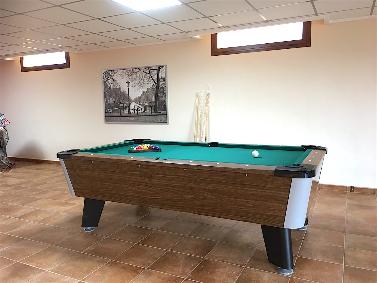 BILLARES – GALERIA FOTOS MODELO CÓRDOBA