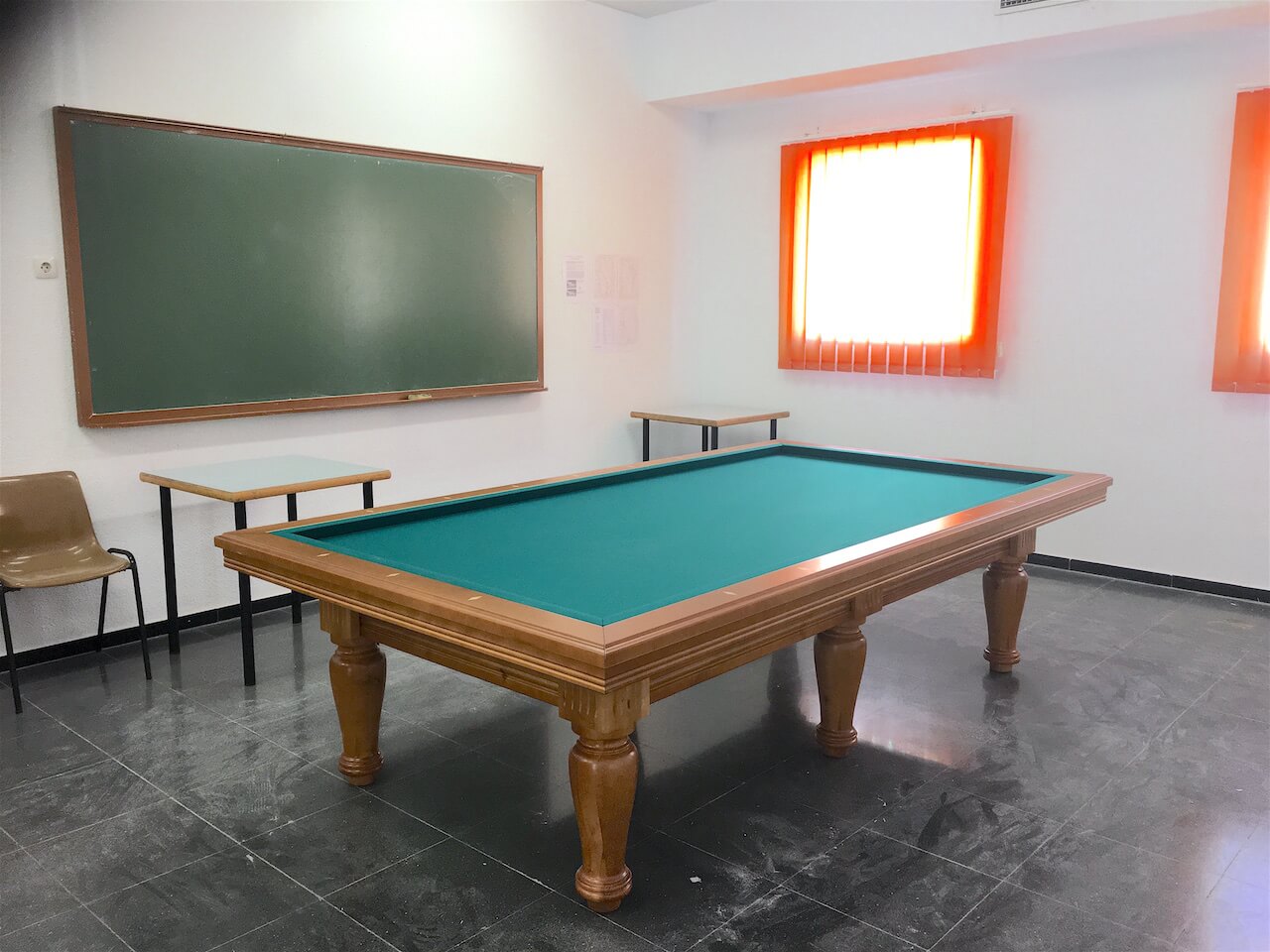 mesa de billar 9 pies